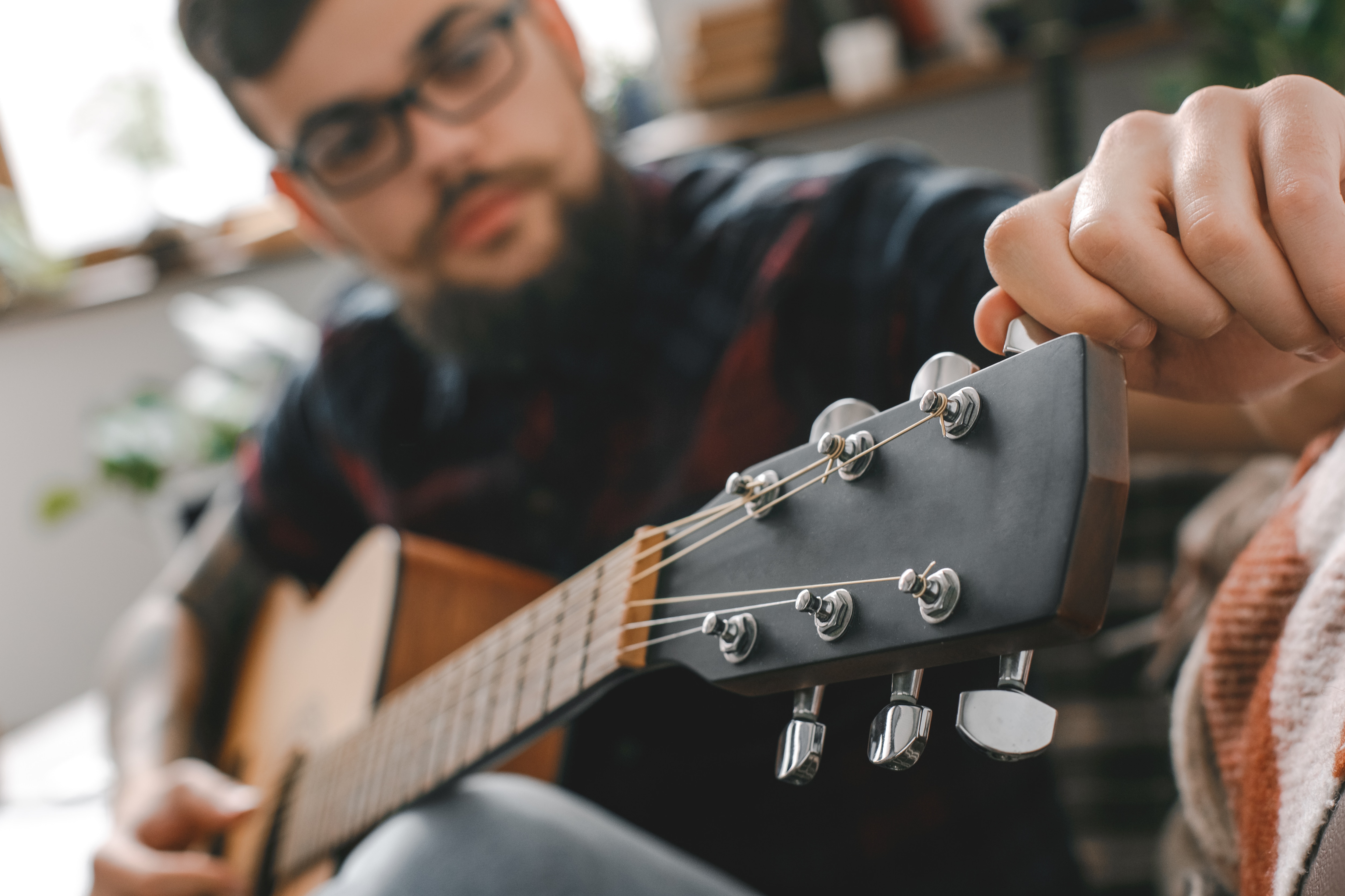 [RS+] Open G Tuning: How To Tune Your Guitar to Open G SEO ARTICLE - How To Tune Your Guitar to Open G (Without a Tuner On-Hand)